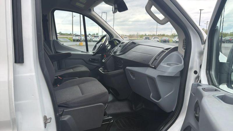 2019 Ford Transit w/Sliding Side Door w/RWB