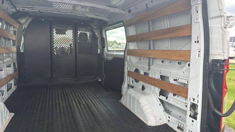 2019 Ford Transit w/Sliding Side Door w/RWB
