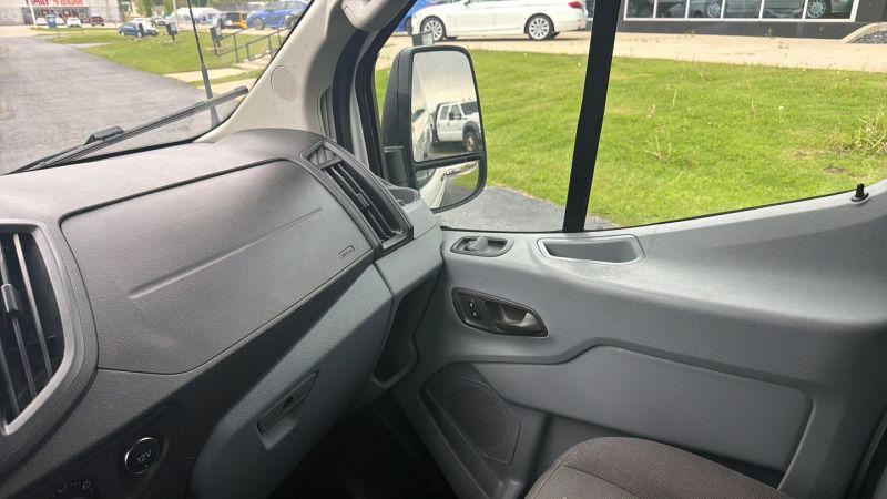 2019 Ford Transit w/Sliding Side Door w/RWB