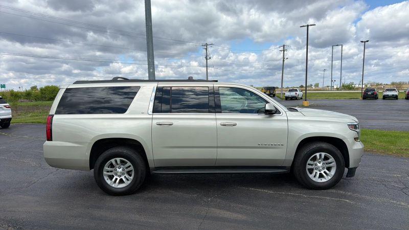 2017 Chevrolet Suburban LT