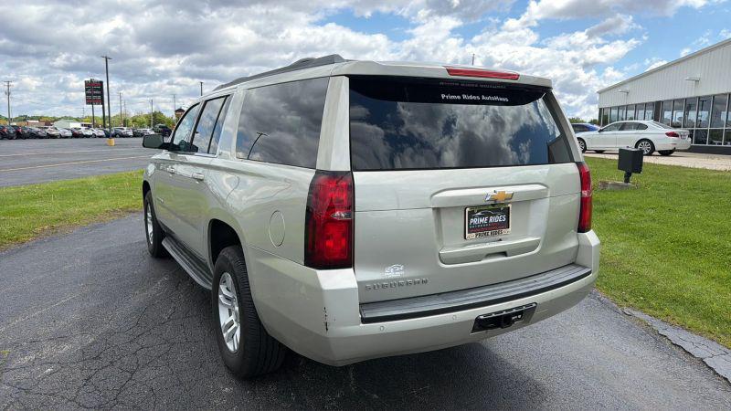 2017 Chevrolet Suburban LT