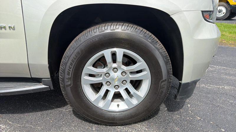 2017 Chevrolet Suburban LT