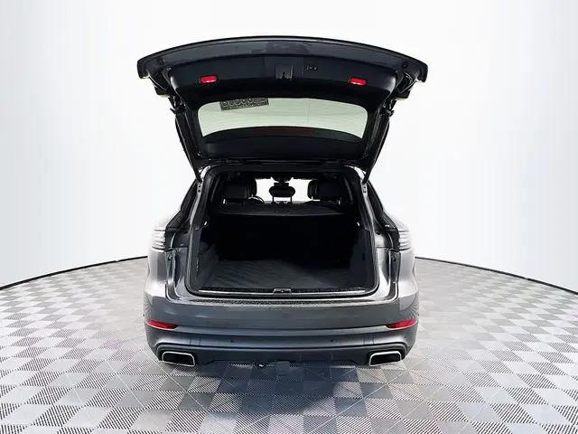 2023 Porsche Cayenne Cayenne