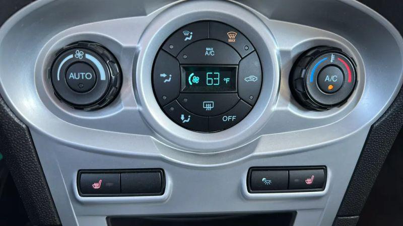 2014 Ford Fiesta SE