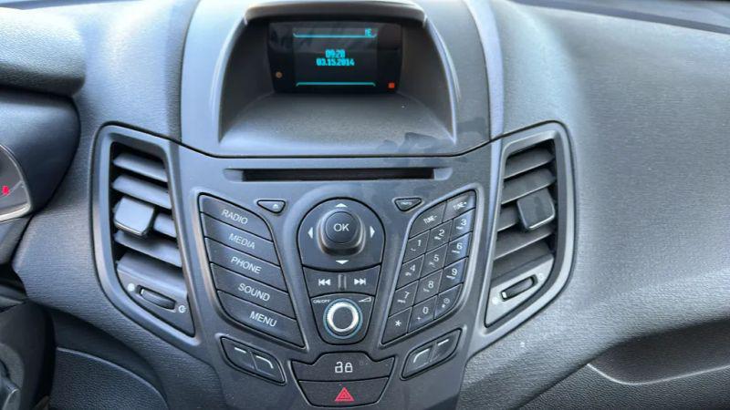 2014 Ford Fiesta SE