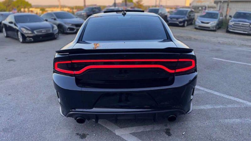2016 Dodge Charger SRT 392