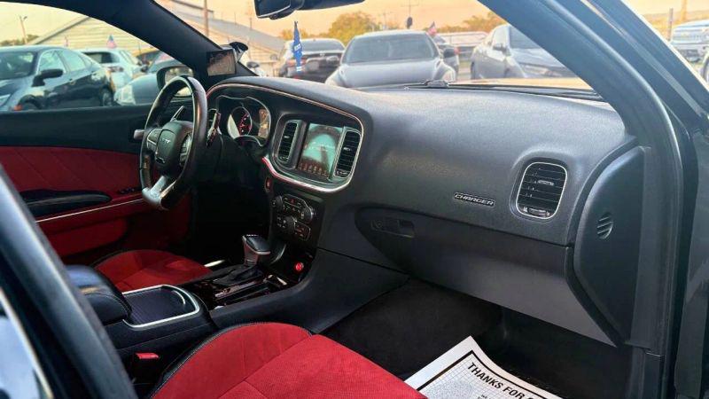 2016 Dodge Charger SRT 392