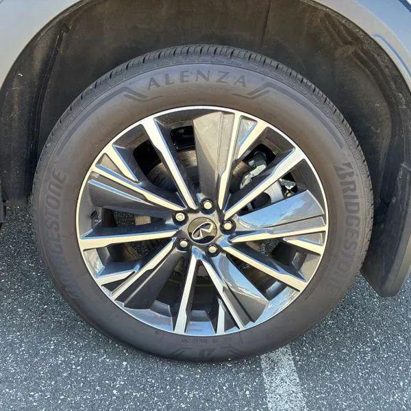 2026 INFINITI QX60 LUXE AWD