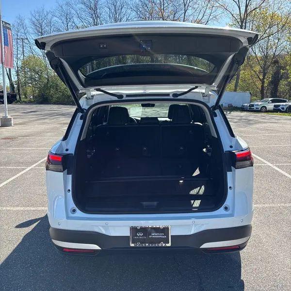 2026 INFINITI QX60 LUXE AWD