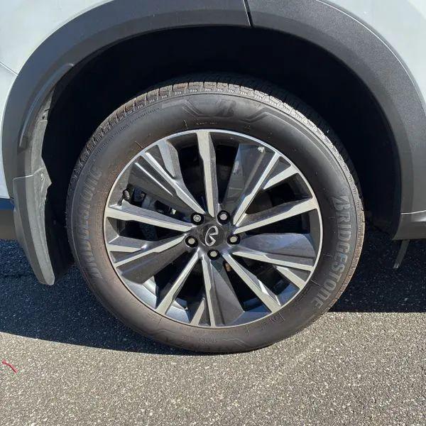 2026 INFINITI QX60 LUXE AWD