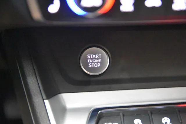 2020 Audi Q3 Premium 45 TFSI quattro Tiptronic
