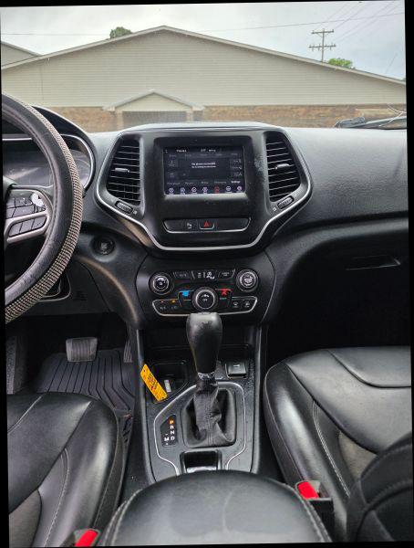2020 Jeep Cherokee Latitude Plus FWD