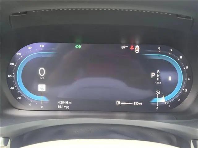 2024 Volvo S60 B5 Plus Dark Theme
