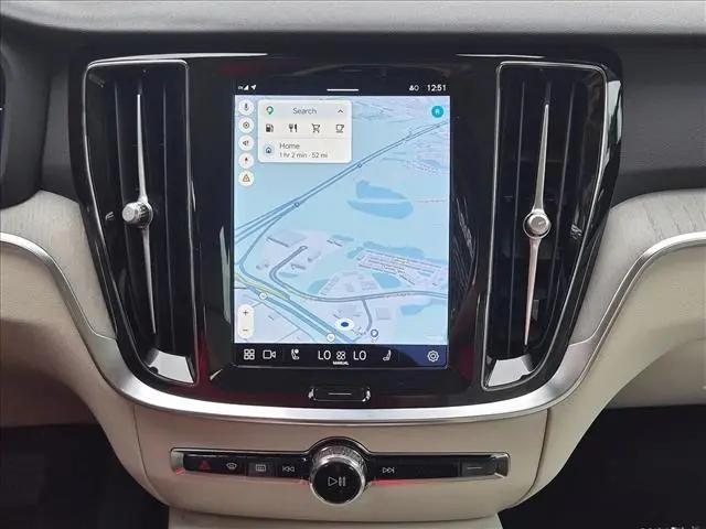 2024 Volvo S60 B5 Plus Dark Theme