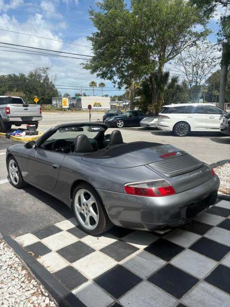 2001 Porsche 911 Carrera 4