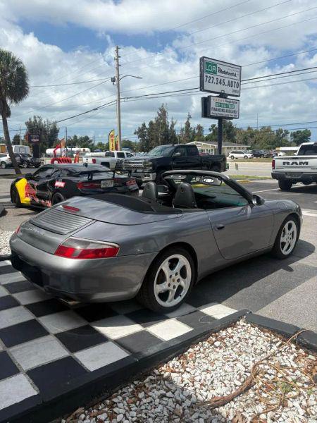 2001 Porsche 911 Carrera 4