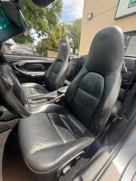 2001 Porsche 911 Carrera 4