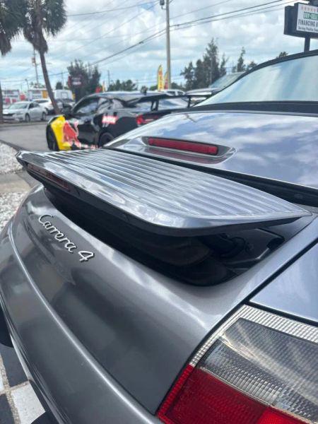 2001 Porsche 911 Carrera 4