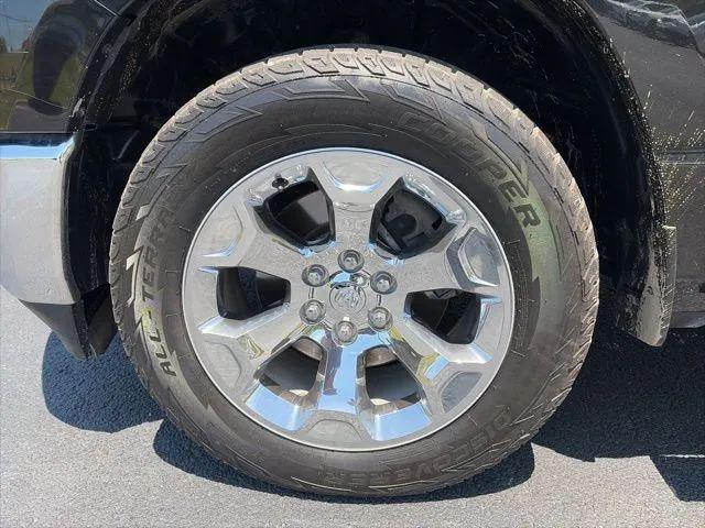 2019 Ram 1500 Big Horn/Lone Star Crew Cab 4x4 5'7" Box