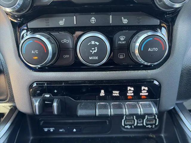 2019 Ram 1500 Big Horn/Lone Star Crew Cab 4x4 5'7" Box