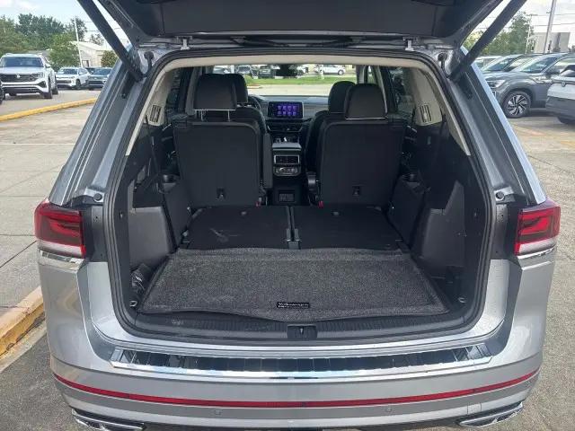 2026 Volkswagen Atlas SEL Premium R-Line