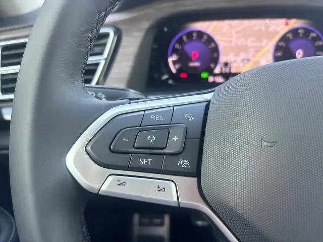2026 Volkswagen Atlas SEL Premium R-Line