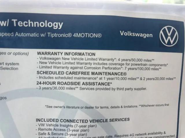 2026 Volkswagen Atlas Cross Sport SE with Technology