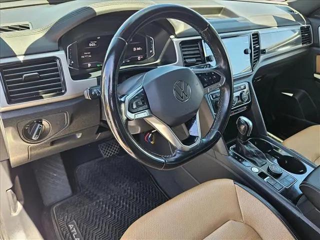 2020 Volkswagen Atlas Cross Sport 3.6L V6 SEL Premium