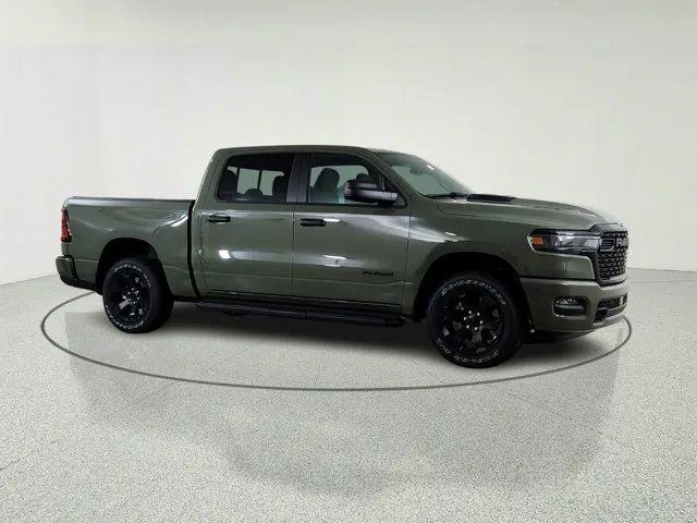 2026 Ram 1500 Express Crew Cab 4x4 5'7" Box