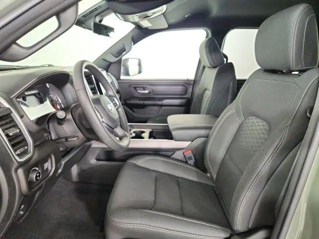 2026 Ram 1500 Express Crew Cab 4x4 5'7" Box