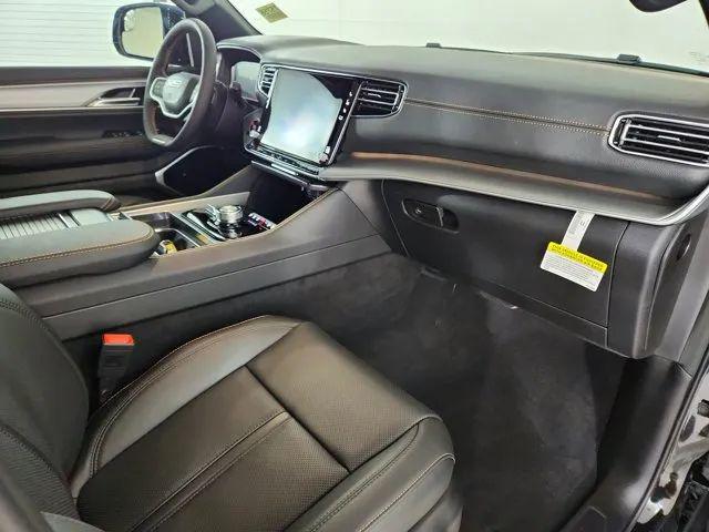 2026 Jeep Grand Wagoneer 4x4