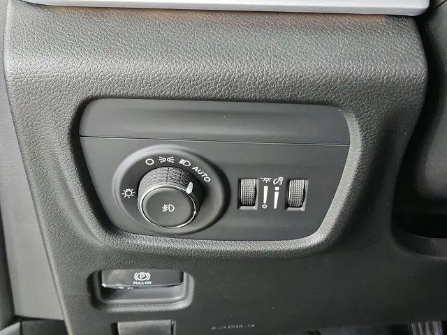 2026 Jeep Grand Cherokee L Limited Reserve