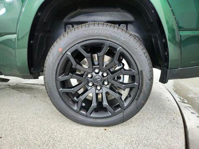 2026 Ram 1500 Limited Crew Cab 4x4 5'7" Box