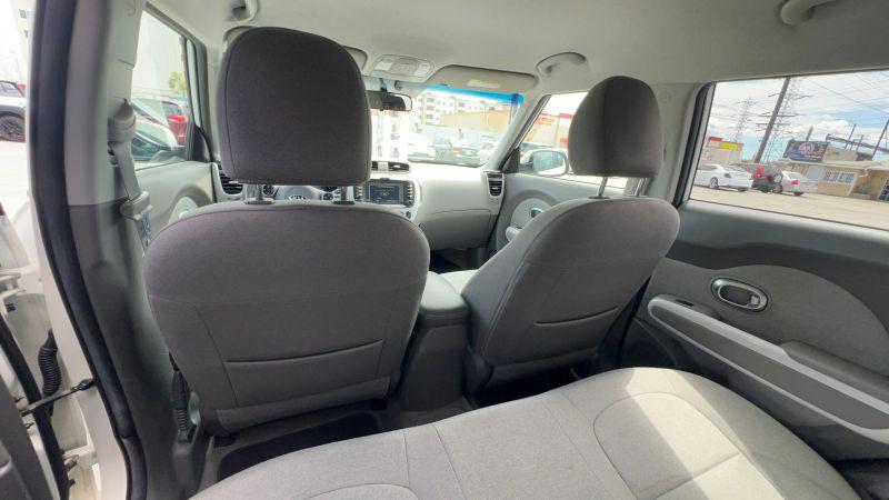 2016 Kia Soul EV Base