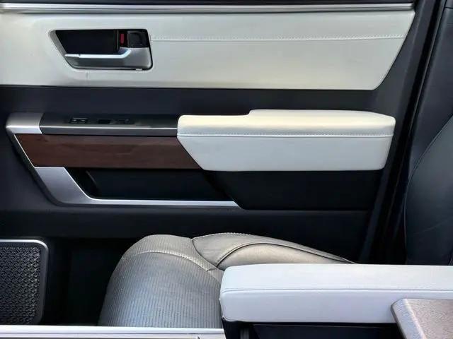 2024 Toyota Sequoia Capstone