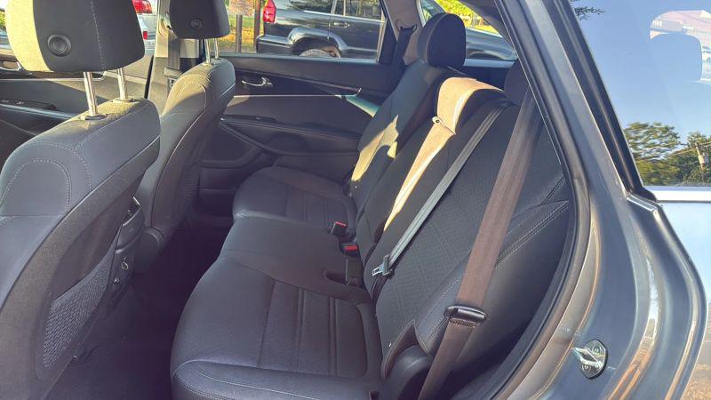 2020 Kia Sorento 2.4L LX
