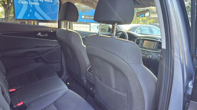 2020 Kia Sorento 2.4L LX
