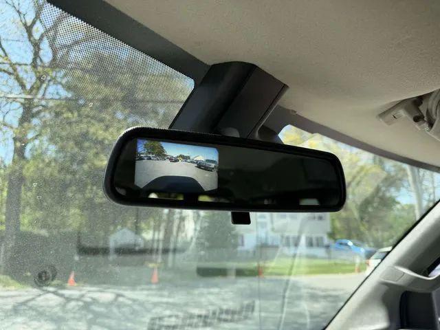 2025 GMC Savana Passenger RWD 3500 Extended Wheelbase LT