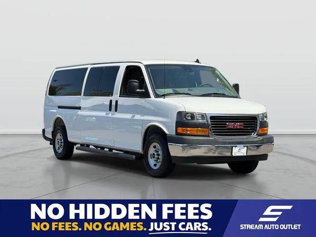 2025 GMC Savana Passenger RWD 3500 Extended Wheelbase LT for sale in Amityville, NY