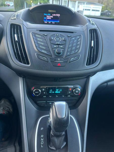 2013 Ford C-Max Hybrid SE
