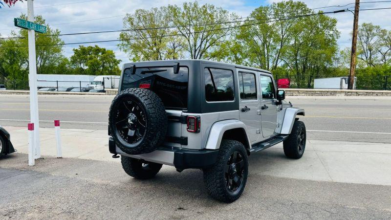 2016 Jeep Wrangler Unlimited Sahara