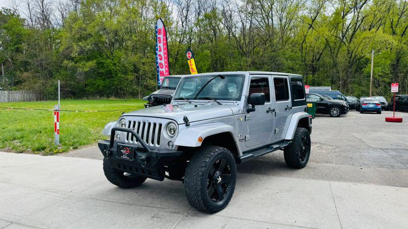 2016 Jeep Wrangler Unlimited Sahara