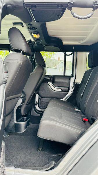 2016 Jeep Wrangler Unlimited Sahara