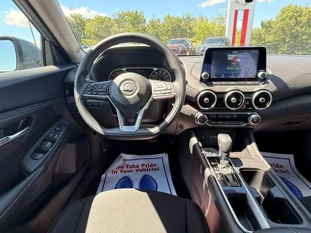 2024 Nissan Sentra SV Xtronic CVT