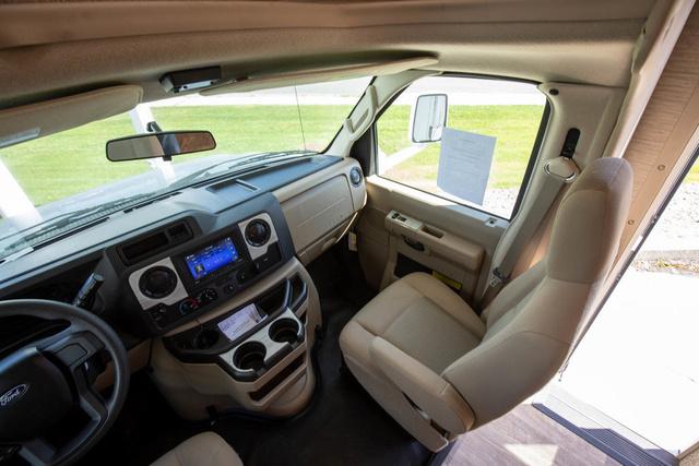 2023 Ford E-450 Cutaway Unknown