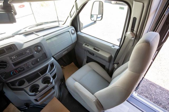 2023 Ford E-450 Cutaway Unknown