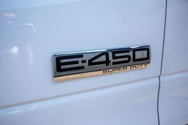 2024 Ford E-450 Cutaway Unknown