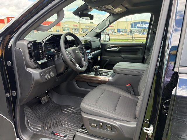 2026 Chevrolet Silverado 1500 4WD Crew Cab Short Bed RST