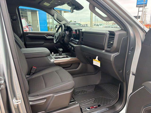 2026 Chevrolet Silverado 1500 4WD Crew Cab Short Bed RST