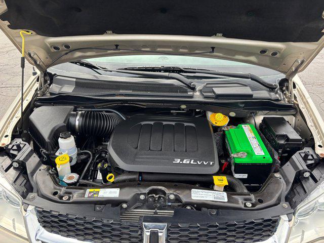2015 Dodge Grand Caravan SE